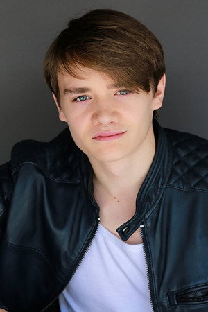 Dakota Goyo photo