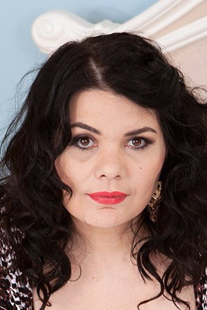 Photo of Mara Miani from the Latest Netflix gallery