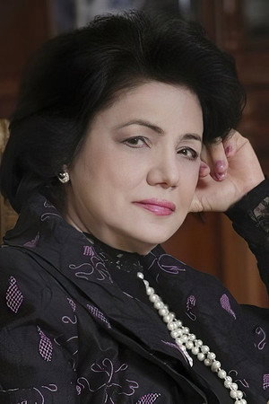 Photo of Firangiz Alizadeh from the Latest Netflix gallery