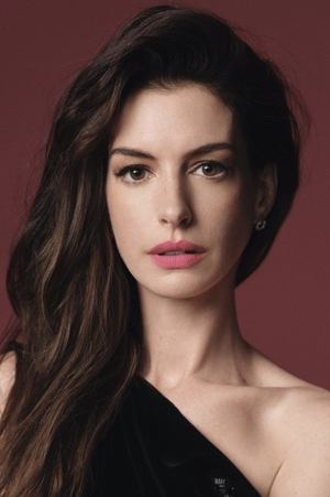 Anne Hathaway photo