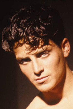 Photo of Joey Verducci from the Latest Netflix gallery
