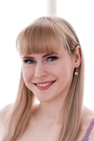 Photo of Lianna Lawson from the Latest Netflix gallery