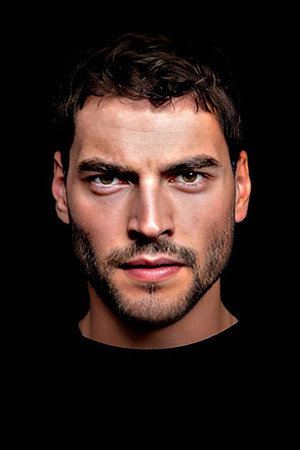 Photo of Akin Akinözü from the Latest Netflix gallery