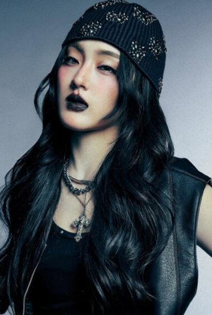 Tipanan Nilsiam photo