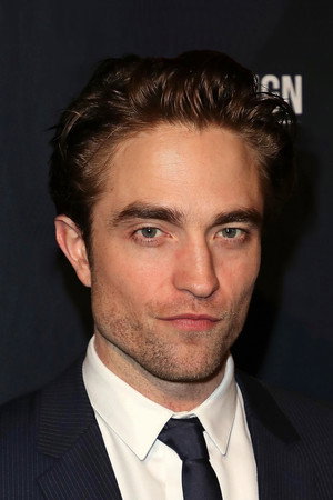Robert Pattinson photo