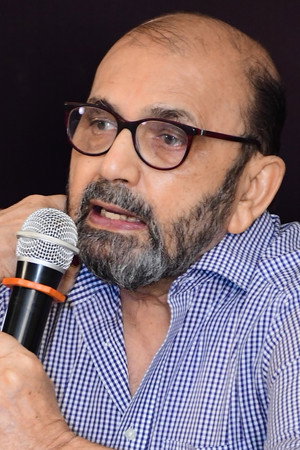 Photo of Vinay Shukla from the Latest Netflix gallery