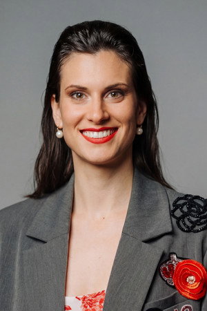 Photo of Elisa Cano from the Latest Netflix gallery