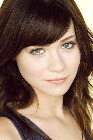 Amanda Leighton photo