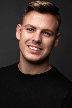 Photo of James Blake from the Latest Netflix gallery