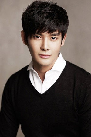 Photo of Ryu Joo Han from the Latest Netflix gallery