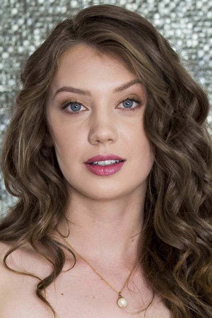 Photo of Elena Koshka from the Latest Netflix gallery