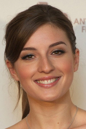 María Valverde photo