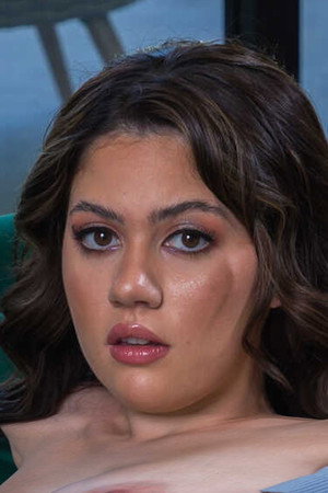 Photo of Ellie Nova from the Latest Netflix gallery