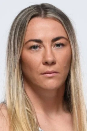Photo of Molly McCann from the Latest Netflix gallery