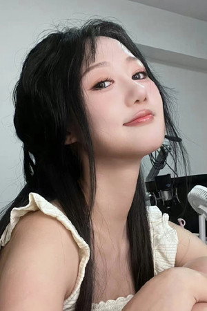 Photo of Rou Lian Cheng from the Latest Netflix gallery