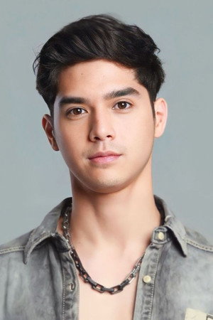 Photo of Ahmad Al Ghazali from the Latest Netflix gallery