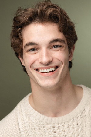 Photo of Aidan Armstrong from the Latest Netflix gallery
