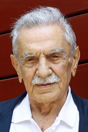 Aydemir Akbaş photo