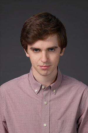 Freddie Highmore photo