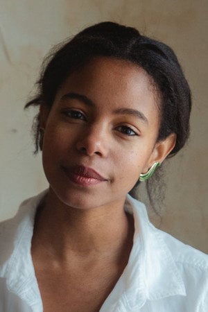 Photo of Denise Fernandes from the Latest Netflix gallery