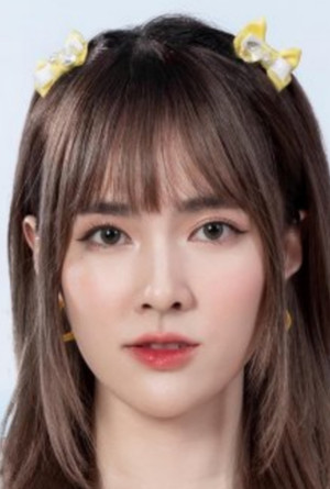 Punyawee Jungcharoen photo