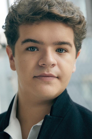 Gaten Matarazzo photo