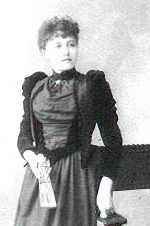 Photo of Jeanne Méa from the Latest Netflix gallery