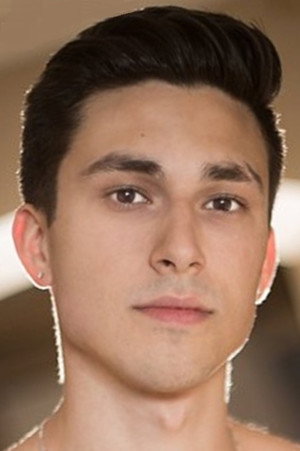 Photo of Kane Fox from the Latest Netflix gallery