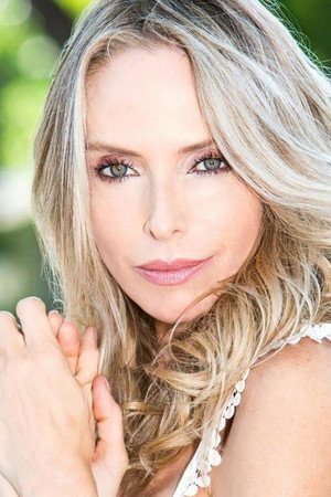 Tonya Kinzinger photo