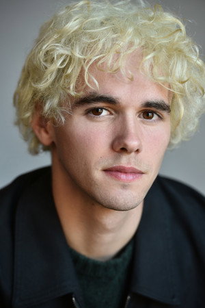 Photo of Noah Toth from the Latest Netflix gallery