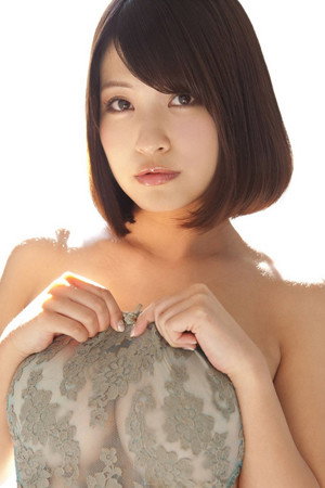 Asuka Kishi photo