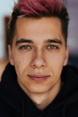 Photo of Karol Wiśniewski from the Latest Netflix gallery