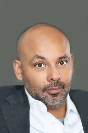 Photo of Daniel Bacon from the Latest Netflix gallery