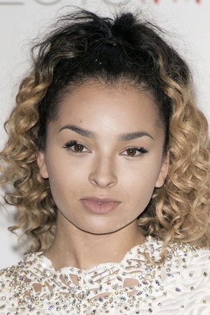 Photo of Ella Eyre from the Latest Netflix gallery