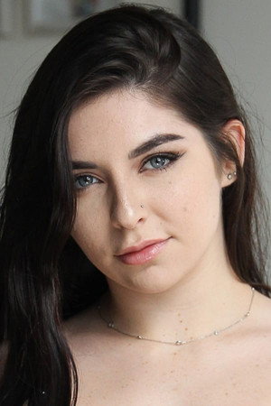 Photo of Keira Croft from the Latest Netflix gallery