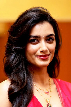 Bhagyashri Borse photo