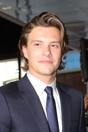 Xavier Samuel photo