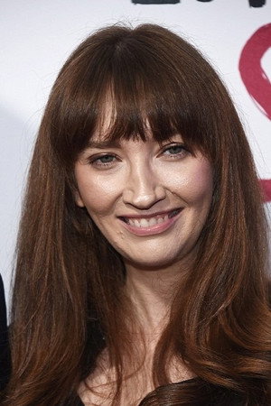 Photo of Elizabeth Berger from the Latest Netflix gallery
