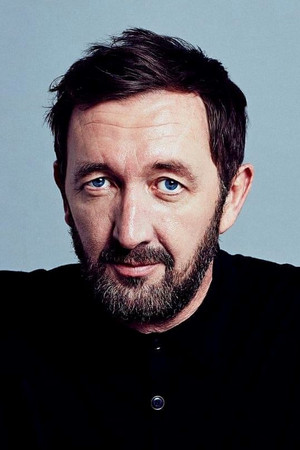 Ralph Ineson photo