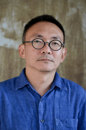 Photo of Ho Wi-ding from the Latest Netflix gallery
