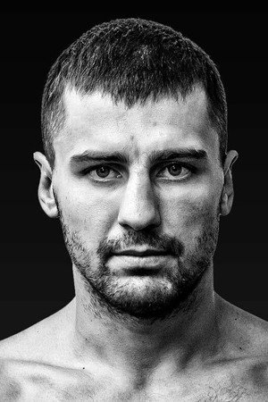 Photo of Oleksandr Gvozdyk from the Latest Netflix gallery