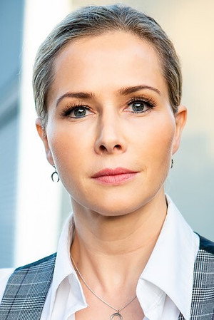 Photo of Anne Scottlin from the Latest Netflix gallery