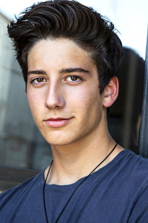 Milo Manheim photo