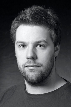 Photo of Henry Lewis from the Latest Netflix gallery