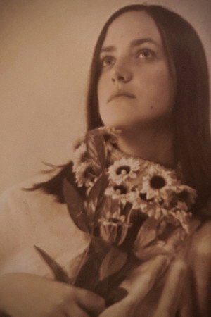 Photo of Emily Crane from the Latest Netflix gallery