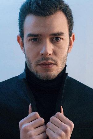 Aytaç Şaşmaz photo