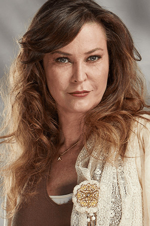 İpek Tenolcay photo