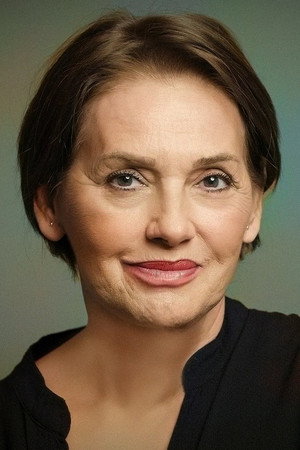 Photo of Nur Sürer from the Latest Netflix gallery