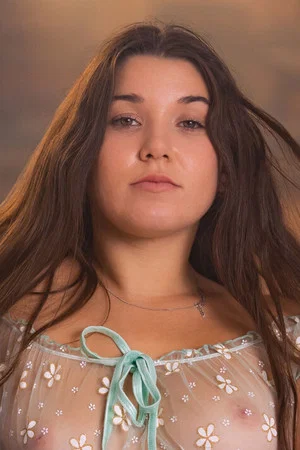 Photo of Chloe Lapiedra from the Latest Netflix gallery