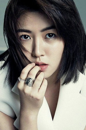 Shim Eun-kyung photo